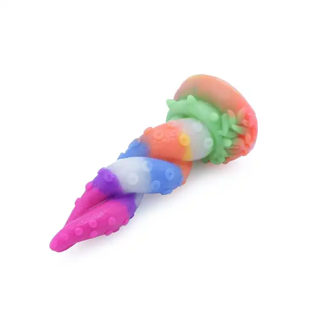 Kiotos Monstar - Dildo Beast 61 Glow - świecące dildo bestii. Rozświetl atmosferę w swojej sypialni