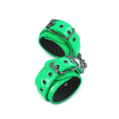 18872_GREEN_01