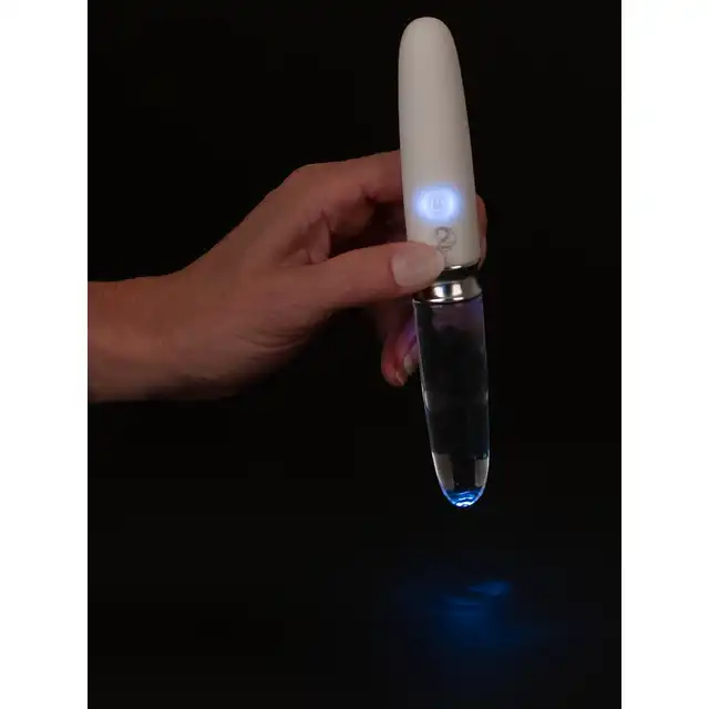 Liaison - Straight LED Vibrator - ultranowoczesny dwustronny wibrator. Gładki silikon i najwyższej klasy szkło. Nieziemskie światło LED