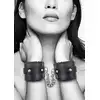Ouch! - Plush Bonded Leather Hand Cuffs. Czarne skórzane kajdanki z pluszowym wykończeniem wewnątrz. BDSM w delikatnym wydaniu