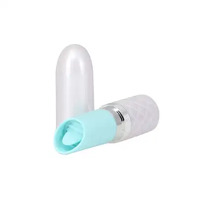 Pillow Talk - Lusty Teal. Super dyskretny wibrator łechtaczkowy ze stymulującym języczkiem. Forma incognito w formie szminki 