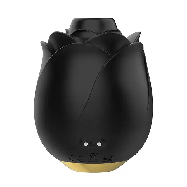 Fifty Shades of Grey - Suction Rose Black. Czarna różyczka do łechtaczki, stymulacja ciśnieniowa w trybie incognito