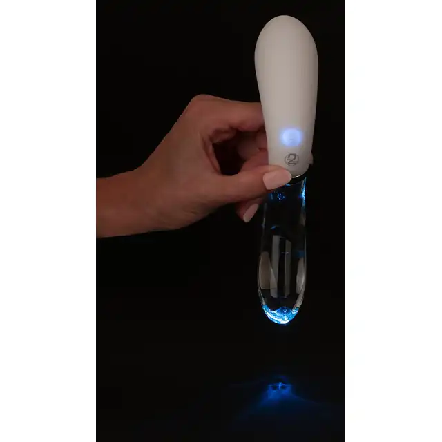 Liaison - Curve LED Vibrator -  ultranowoczesny dwustronny wibrator. Gładki silikon i najwyższej klasy szkło. Nieziemskie światło LED