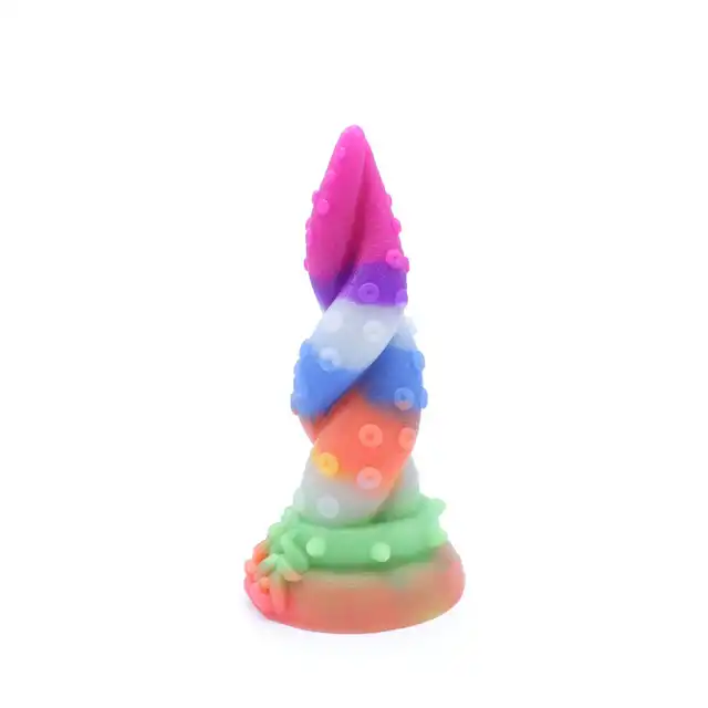 Kiotos Monstar - Dildo Beast 61 Glow - świecące dildo bestii. Rozświetl atmosferę w swojej sypialni