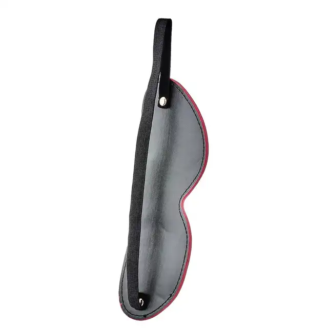 Blaze - Elite Eye Mask Red. Elitarna maska na oczy wykonana ze sztucznej skóry w kolorze czerwonym. Eleganckie złote elementy. 