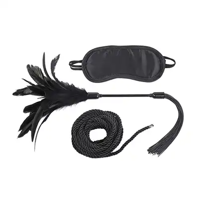 Sportsheets - Sex&amp; Mischief Shadow Tie And Tickle Kit -  zestaw do zabaw BDSM. Wszystko co tylko potrzebujesz, aby zawładnąć nad partnerem