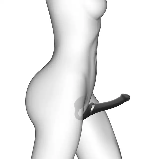Strap-On-Me - Multi Orgasm Black M. Strapon bezuprzężowy z 3 mocnymi silniczkami stymulującymi. Elastyczny silikon, wysokiej jakości wykonanie