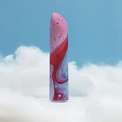 Limited Addiction - Fascinate Peach. Prosty wibrator o 10 wyjątkowych funkcjach wibracji. Elegancki design z kobiecą kolorystyką
