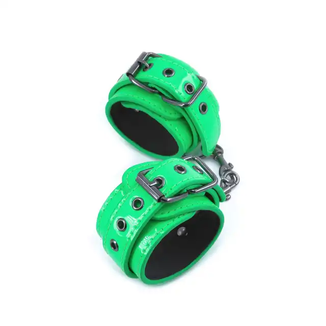 18872_GREEN_01