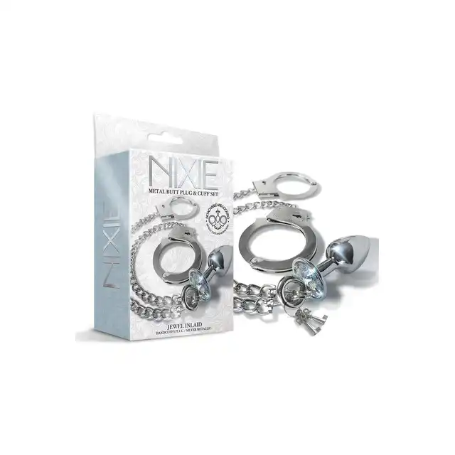 Nixie - Metal Butt Plug &amp; Handcuffs Silver. Zniewalające połączenie korka analnego i łańcuszka prowadzącego do zmysłowych metalowych kajdanek
