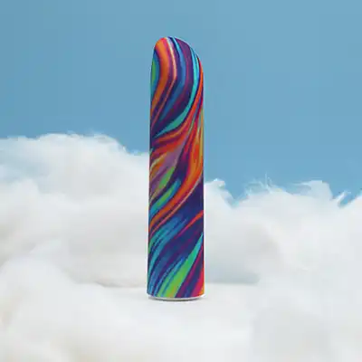 Limited Addiction - Psyche Rainbow. Tęczowy wibrator w klasycznym kształcie. Satynowe wykończenie z 10 trybami głębokich wibracji