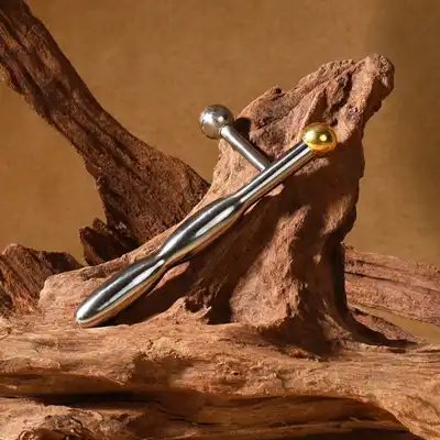 Oproducts - Penis Stick Steel &amp; Gold. Pusty w środku dilator ze stali umożlwiający kontrolę strumienia ejakulatu