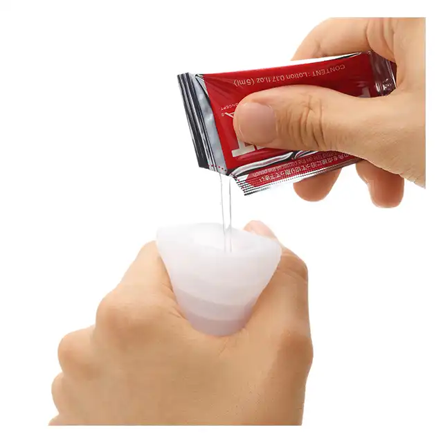 Tenga - Pocket Stroker Block Edge. Masturbator do kieszonki, maksymalna przyjemność w wersji mini, super stymulujące wypustki