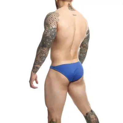 MOB - Toucan Bikini Royal Blue XL. Niebieskie stringi męskie z kieszonką o wzorze dzioba tukana, wyraź swój humor i niezależność