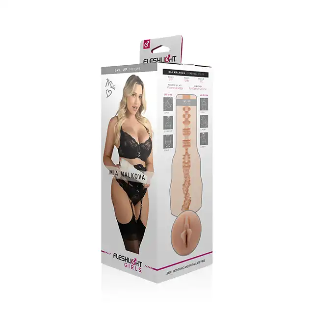 Fleshlight Girls - Mia Malkova Lvl Up. Kultowy masturbator z realistyczną waginą gwiazdy porno, wygodny kształt i najwyższa jakość