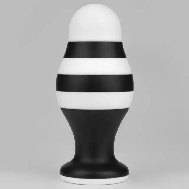 10-LV420002_02