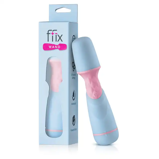 FemmeFunn - Ffix Wand Blue. Niewielka magiczna różdżka o potężnych wibracjach, urocza kolorystyka i design 