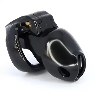 Passion Labs - Chastity Cage Hard Plastic Black. Czarna klatka na penisa zamykana na zamek. Oddaj władzę nad swoim członkiem