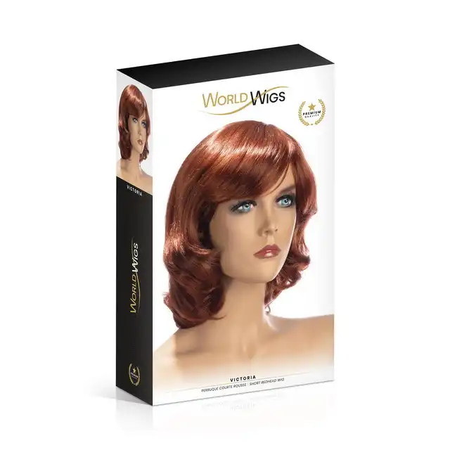World Wigs - Victoria. Średniej długości peruka w eleganckim miedzianym kolorze. Pięknie podkreślone rysy twarzy 