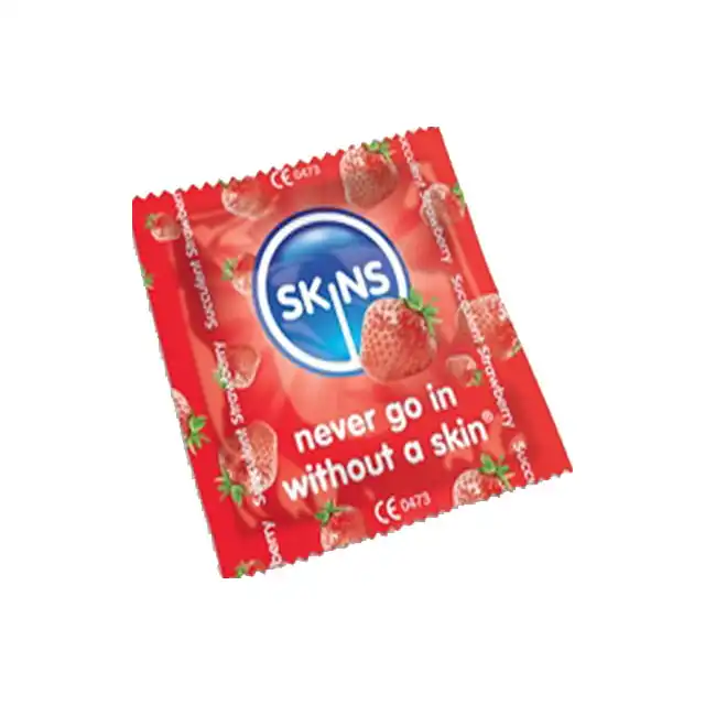 Skins - Strawberry 1szt.Nawilżana smakowa prezerwatywa z aromatycznym żelem truskawkowym