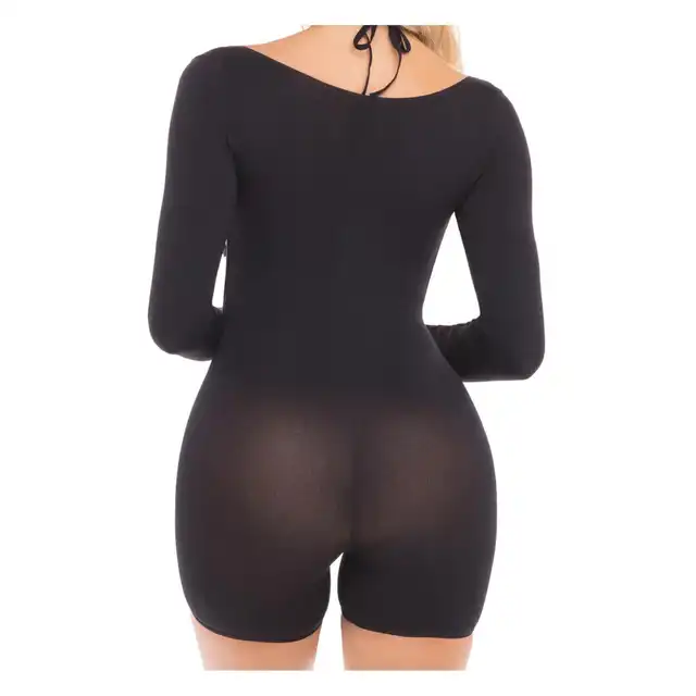 Pink Lipstick - Knockout Playsuit Set. Ekscytujący, prześwitujący kombinezon z otwartym dekoltem i biustonoszem