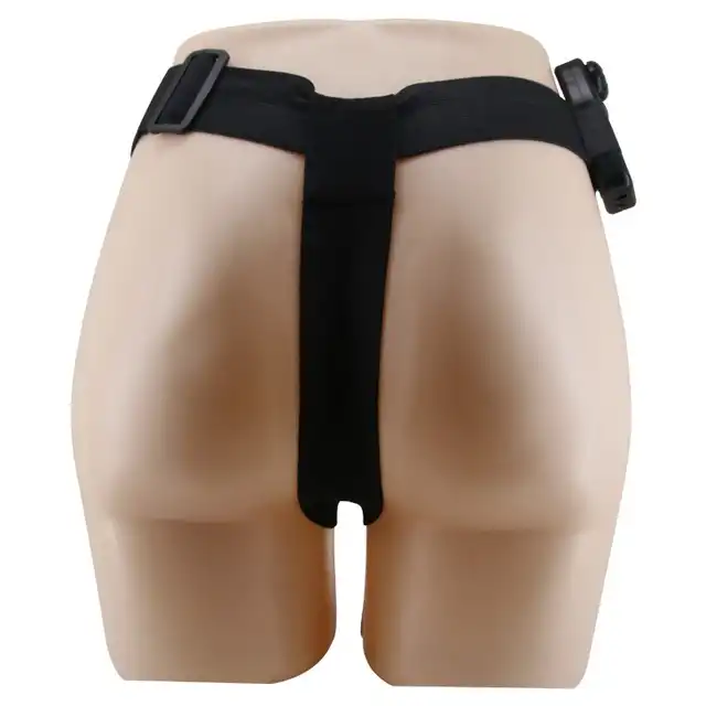 Baile - Ultra Passionate Harness Vibrator 6.2". Wibrator realistyczny z uprzężą strapon, mocna stymulacja z dodatkową stymulacją