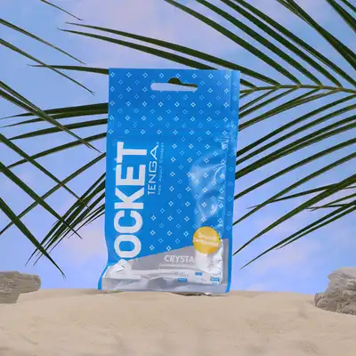 Tenga - Pocket Stroker Crystal Mist. Masturbator o strukturze delikatnie szorstkich kryształków, kieszonkowy rozmiar i niezapomniane doznania