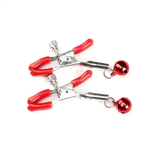 Mokko - Nipple Clamps With Bell Red - klamerki na sutki wykonane z wysokiej jakości metalu. Czerwony mini dzwoneczek 