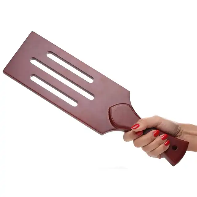 Master Series - Master's Wooden Paddle. Elegancka packa wykonana w 100% z drewna bukowego 