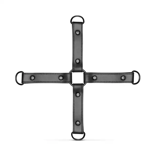 Bedroom Fantasies - Hogtie &amp; Cuffs Set. Czarny, skórzany zestaw do krępowania z krzyżakiem i dwoma parami kajdanek na nadgarstki i kostki, wegański