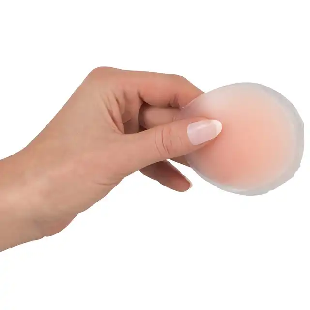 Cottelli Collection - Silicone Nipple Cover. Silikonowe naklejki na sutki, samoprzylepne. Idealne do stylizacji z dużym dekoltem