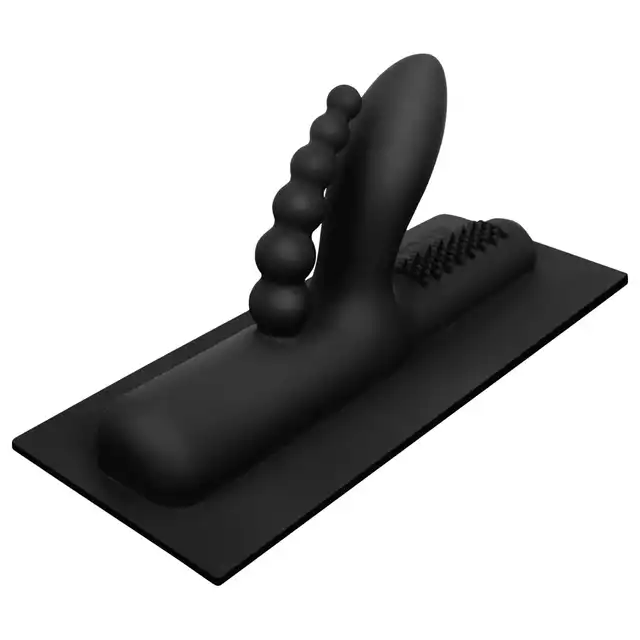 Cowgirl - Buckwild Silicone Attachment. Nakładka na sex maszynę z dildem waginalnym i analnym oraz stymulatorem łechtaczki. 