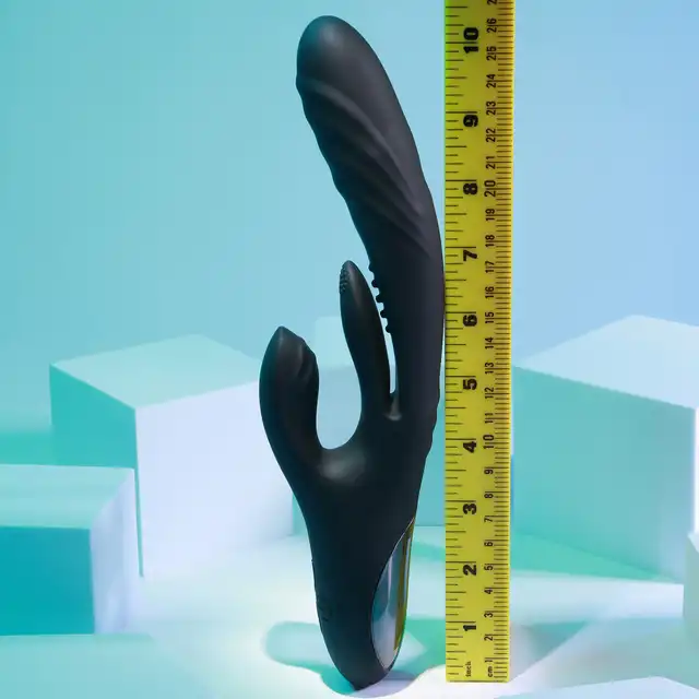 Playboy - Rapid Rabbit - unikatowy wibrator potrójny! Ukierunkowana stymulacja łechtaczki oraz ruch posuwisty! 