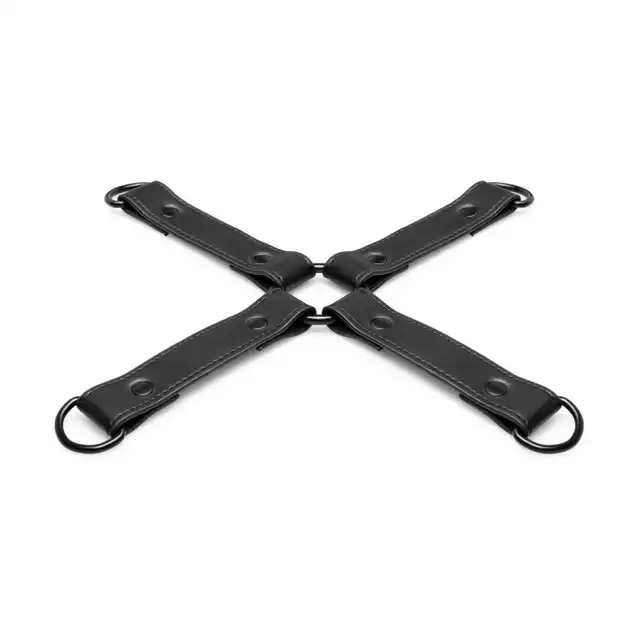 Bedroom Fantasies - Hogtie Restraint Cross. Czarny krzyżak do krępowania, połyskująca wegańska skóra z dużą wytrzymałością