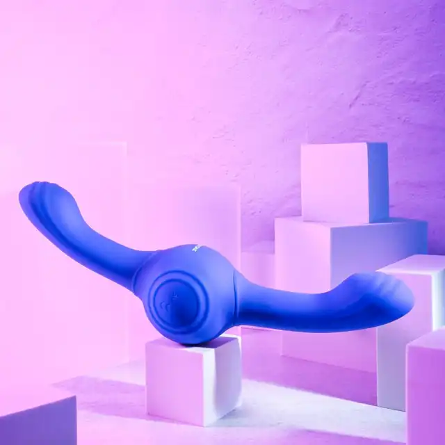 Evolved - Our Gyro Vibe Dual End - podwójny wibrator zapewniający ekscytujące wrażenia. Trzy opcje wibracji!