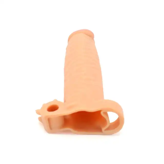 Kiotos - Realistic Sleeve 19 cm - przedłużka na penisa z ringiem oraz stymulatorem łechtaczki. Dodatkowa przyjemność gwarantowana!