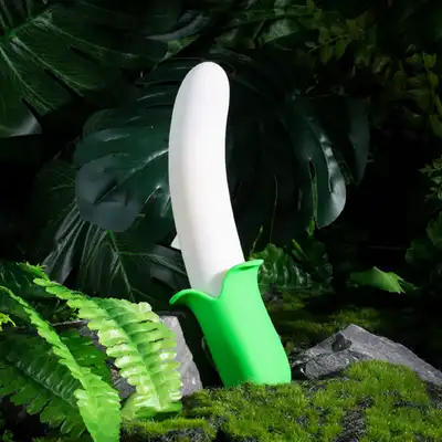 Pretty Love - Banana Knight - wibrator dla miłośników owoców! Silikon premium oraz mocne wibracje