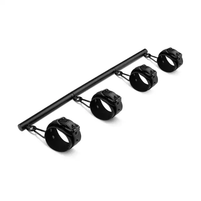 Bedroom Fantasies - Adjustable Spreader Bar. Metalowy drążek rozporowy z regulacją i 4 zapięciami zatrzaskowymi, genialna propozycja na wiele pozycji skrępowania