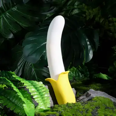 Pretty Love - Banana Geek - wibrator w kształcie banana dla miłośników ciekawych rozwiązań. Wibracje i ruch posuwisty!