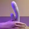 Playboy - Bumping Bunny - wibrator z króliczkiem i trzema opcjami - wibracją, pulsacją i podgrzewaniem! Niesamowite trio przyjemności