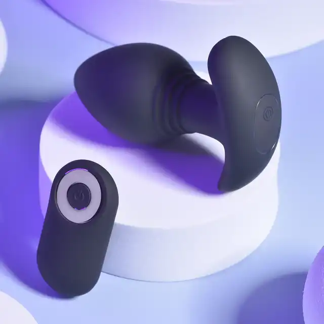 Playboy - Plug &amp; Play - luksusowa wtyczka analna z 10 trybami wibracji. Postaw na wysoką jakość!