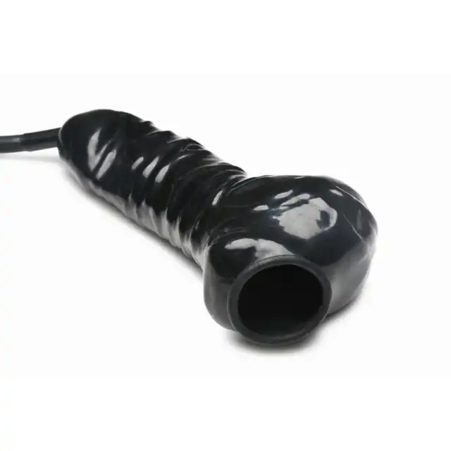 Master Series - Guzzler Realistic Latex Penis Sleeve with Hose. Czarna, lateksowa nakładka na penisa z wężem 122 cm do zabaw z pissingiem