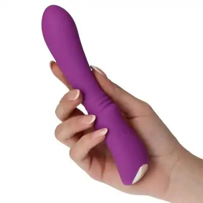 Elys – Convex Purple USB. Fioletowy silikonowy wibrator z delikatnym kształcie S. Doskonały do stymulacji punktu G. 9 trybów wibracji