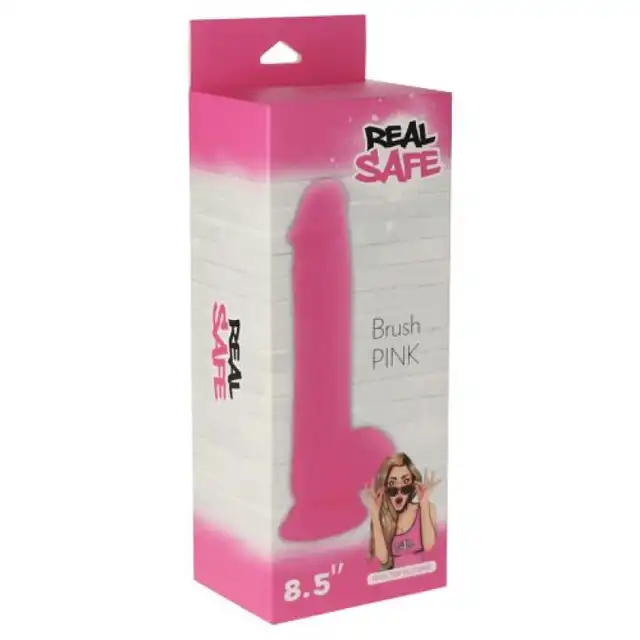 Real Safe - Brush Dildo Pink. Realistyczne dildo o naturalistycznej teksturze z elastycznego materiału. Dopracowane jądra, trzon i żołądź