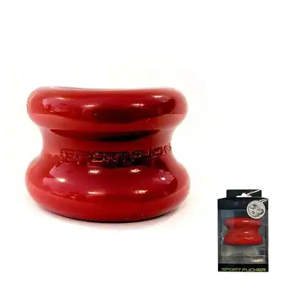 Sport Fucker - TPE Muscle Ball Stretcher - Red - rozciągacz na jądra. Nakładka wykonana z tworzywa sztucznego