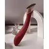Viotec - Manto G-Spot Massager Red. Wibrator do punktu G z intuicyjnym ekranem LCD, stylowy i jakościowy dodatek do kolekcji
