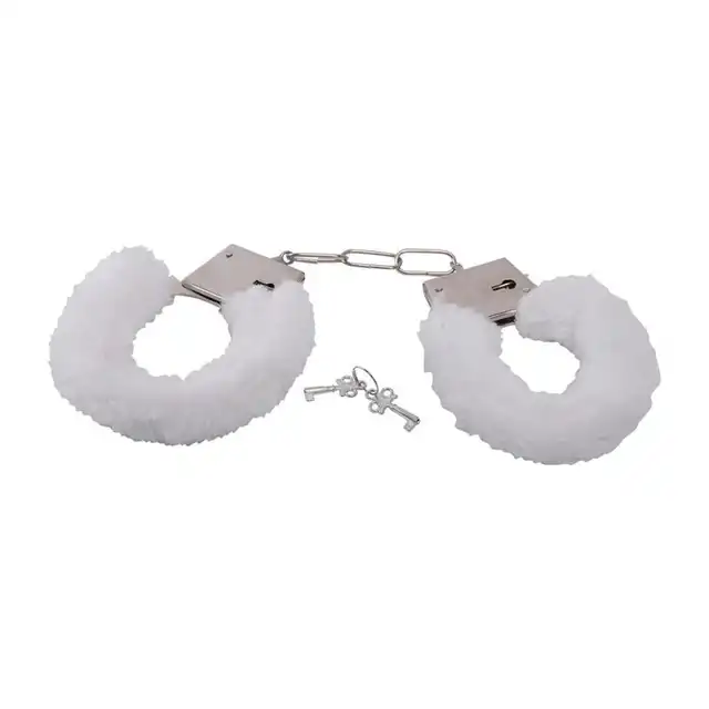 Bestseller - Soft White Handcuffs. Metalowe, doskonałe dla par kajdanki z białym, miękkim futerkiem. Doskonała opcja na urokliwe zniewolenie.  