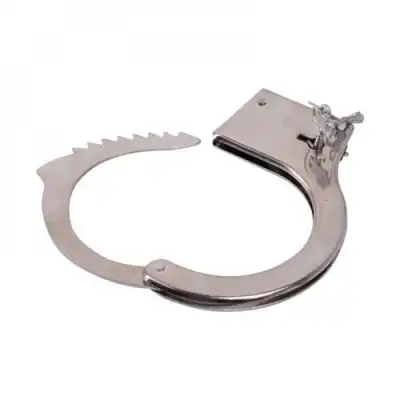 Bestseller - Slave me Handcuffs. Metalowe kajdanki na ręce imitujące policyjne. Doznaj pełni zniewolenia. 