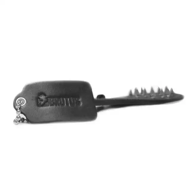Brutus - Hell`s Spiked Paddle - packa wykonana ze skóry z elementami ostrych kolców