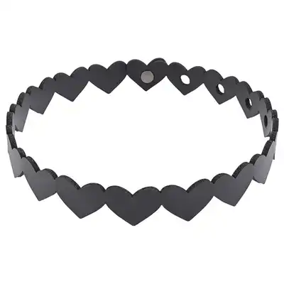 Sex &amp; Mischief - Heart Day Collar. Czarna obroża na szyję z serduszkami, choker z miękkiej sztucznej skóry z kluczykiem w kształcie serduszka